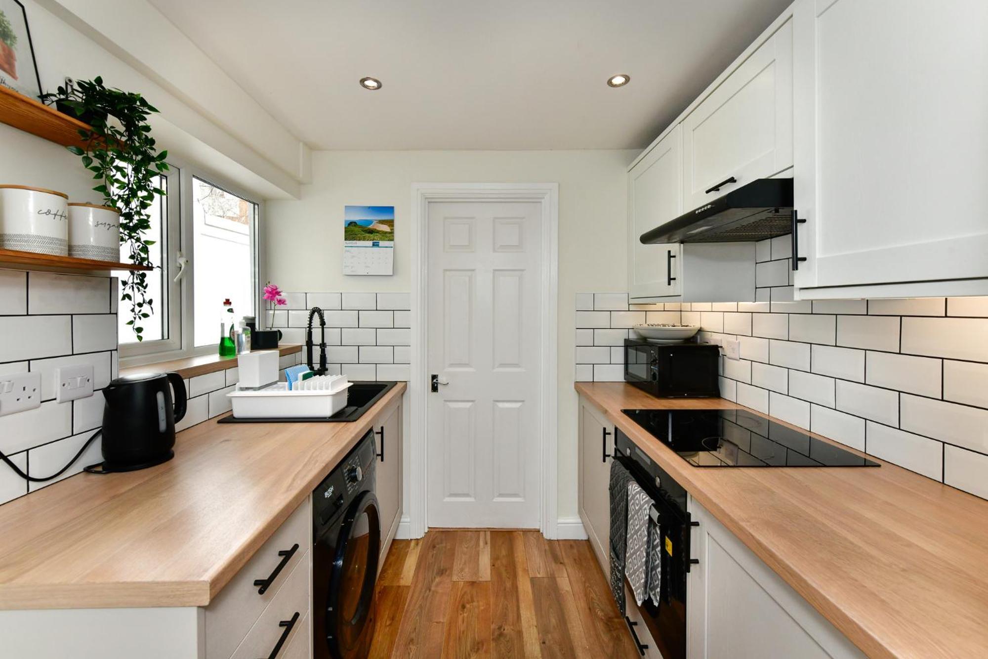 Free Parking - Heart Of The City - Superb Townhouse & Garden - Peaceful Area But Only 5Min Walk To Beach, Shops, Bars, Arena, Marina, Parks Свонсі Екстер'єр фото