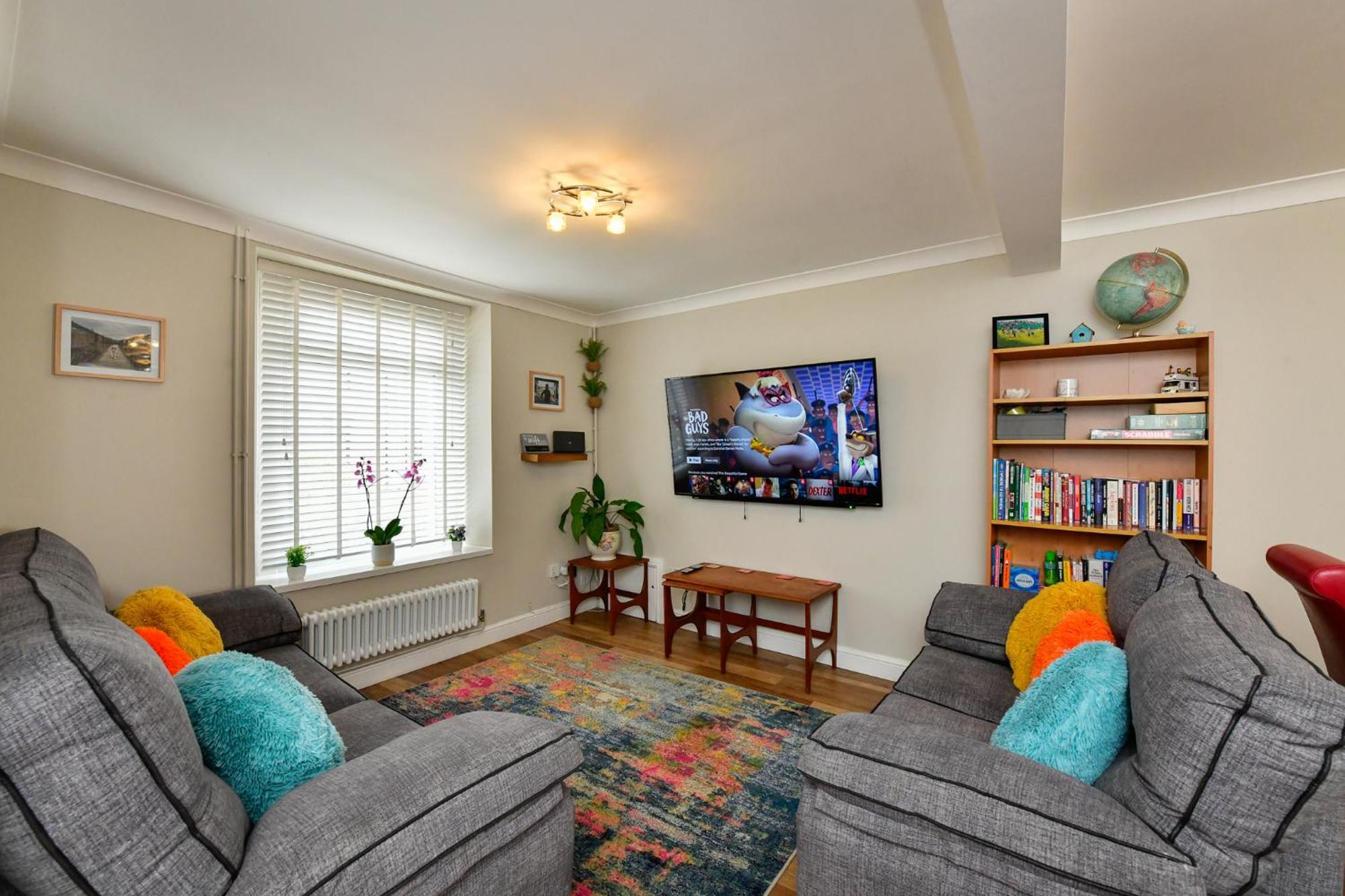 Free Parking - Heart Of The City - Superb Townhouse & Garden - Peaceful Area But Only 5Min Walk To Beach, Shops, Bars, Arena, Marina, Parks Свонсі Екстер'єр фото
